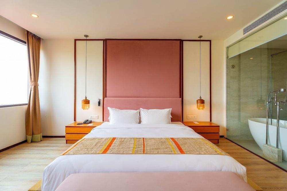 Hotel Annapurna View Sarangkot - Tap to explore photos