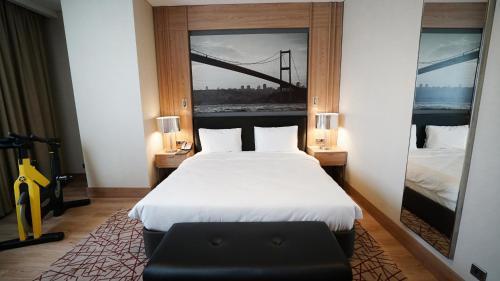 TRYP by Wyndham Istanbul Basın Ekspres - Tap to explore photos