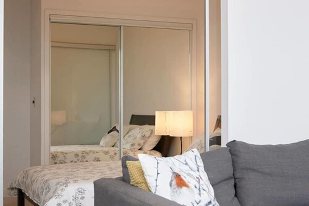 Lavish Suites - Luxury One Bedroom Condo - Tap to explore photos