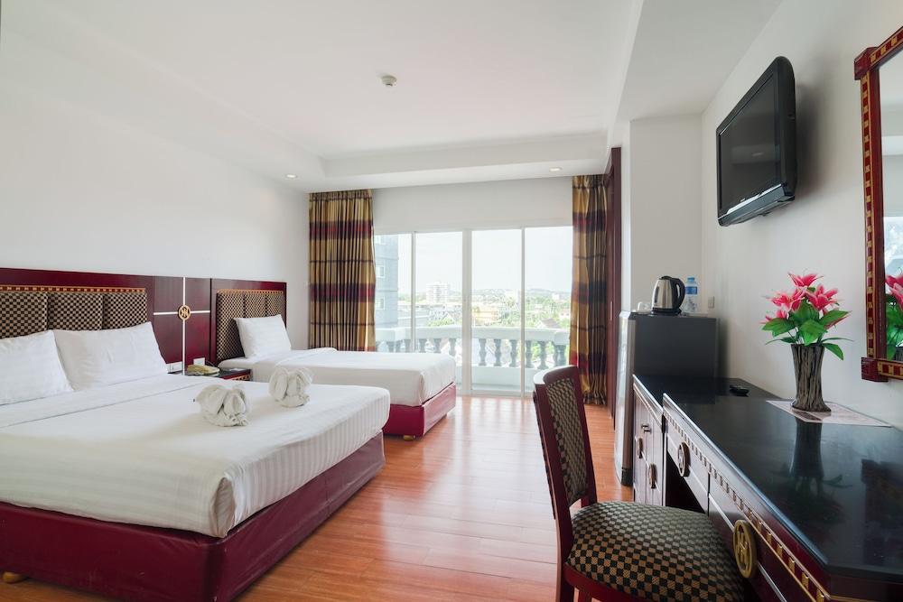 Jomtien Hisotel Room Type - Superior Twin Room Jomtien Hisotel Room Type - Superior Twin Room