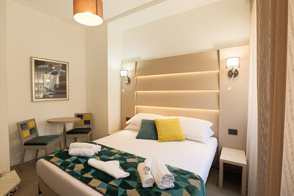 Da Vinci Relais Room Type - Deluxe Double or Twin Room