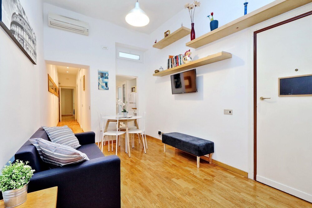 Cozy Borgo - My Extra Home - Tap to explore photos