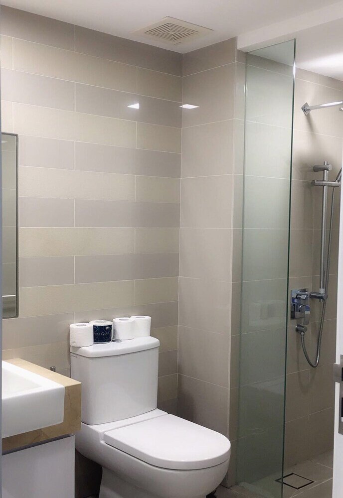 City Residences Premium Studio B.Ceylon - Tap to explore photos