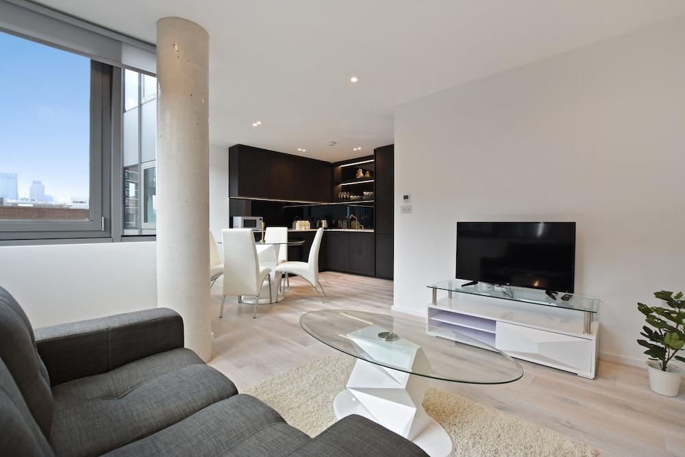 Hoxton by Servprop