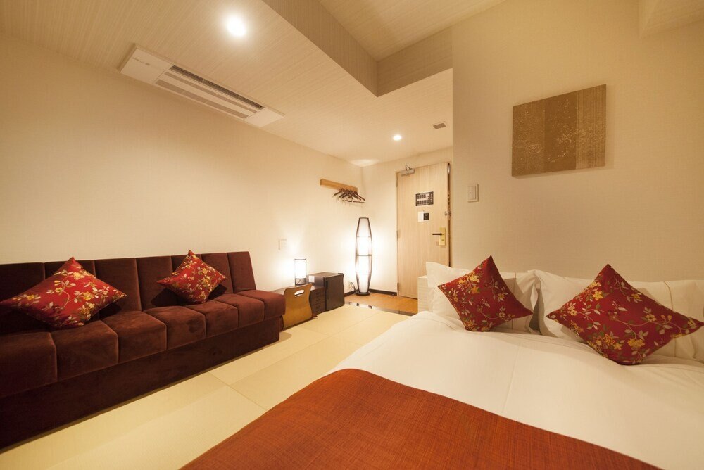 Centurion Hotel & Spa Ueno Station Room Type - Japanese Style Double Room(1 Double Bed) Non Smoking -Annex -Extra bed is from 3rd Adult, with Noise Centurion Hotel & Spa Ueno Station Room Type - Japanese Style Double Room(1 Double Bed) Non Smoking -Annex -Extra bed is from 3rd Adult, with Noise