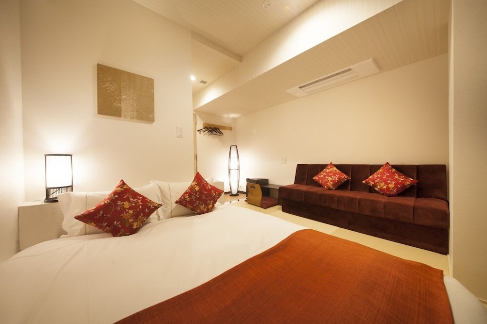 Centurion Hotel & Spa Ueno Station Room Type - Japanese Style Queen Room (1 Queen Bed) Non Smoking - Annex -Extra bed is from 3rd Adult, with Noise Centurion Hotel & Spa Ueno Station Room Type - Japanese Style Queen Room (1 Queen Bed) Non Smoking - Annex -Extra bed is from 3rd Adult, with Noise