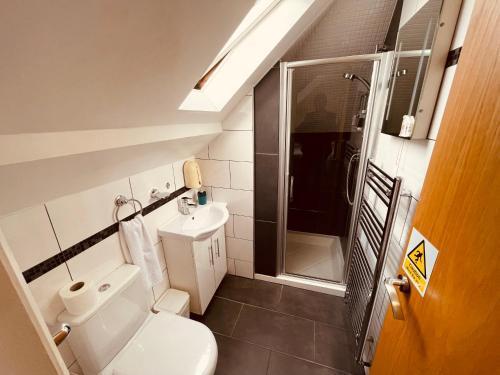 Anchor Guest House Room Type - Standard Twin Room