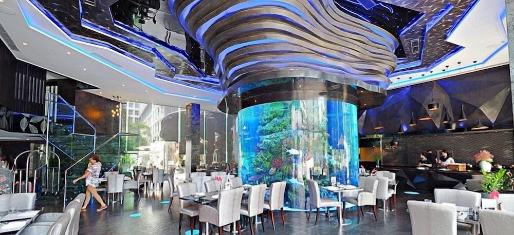 Modernized Condo Seaview Central Pattaya