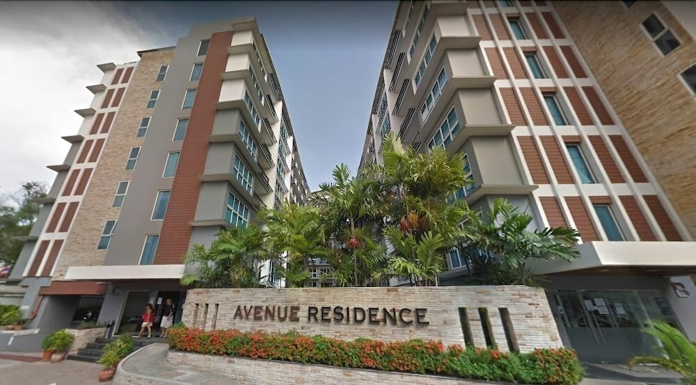 Modernized Condo Seaview Central Pattaya - Tap to explore photos