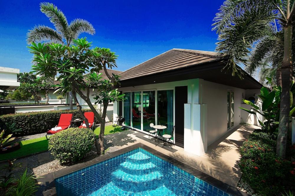 Colibri Pool Villa Pattaya Room Type - Exclusive Villa, 2 Bedrooms, Private Pool, Pool View