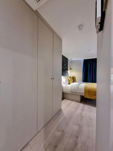 NOX Kensington Gardens Room Type - Double Studio Lower Ground floor No Windows