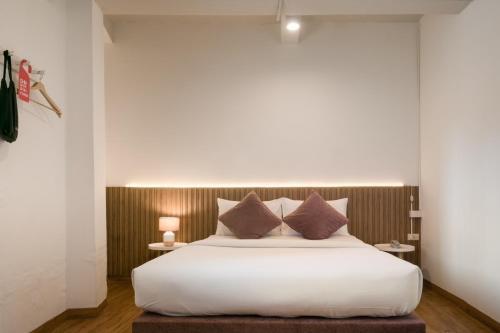 Hotel PaPa Bangkok Siriraj - Tap to explore photos