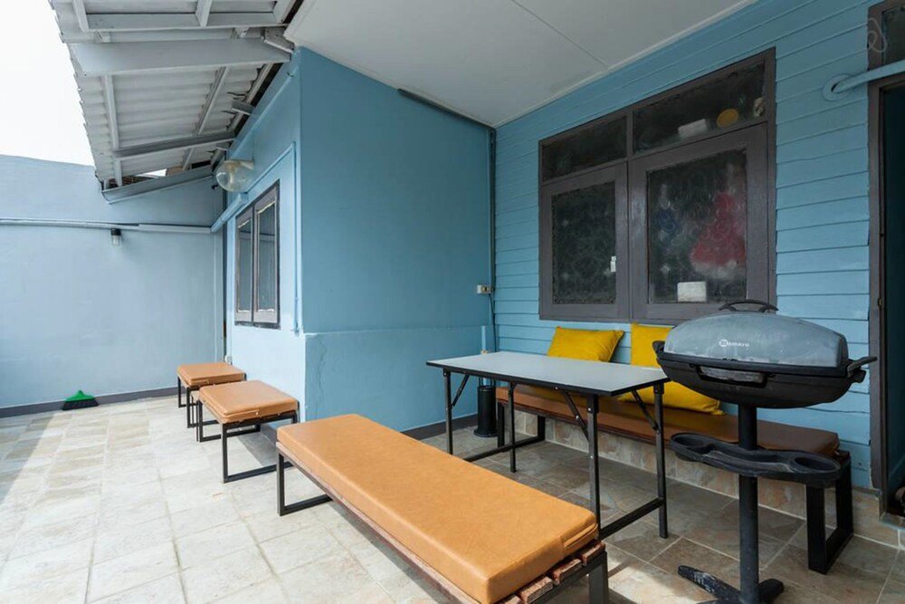 Siam Journey Guesthouse - Hostel - Tap to explore photos