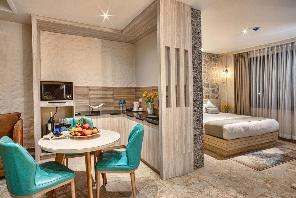 Arushi Boutique Hotel - Tap to explore photos