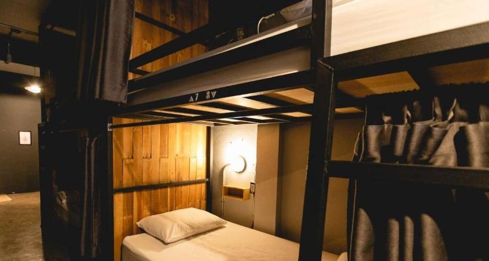 Sleepcase Hostel Room Type - Monochrome Studio (Female Dormitory Room)
