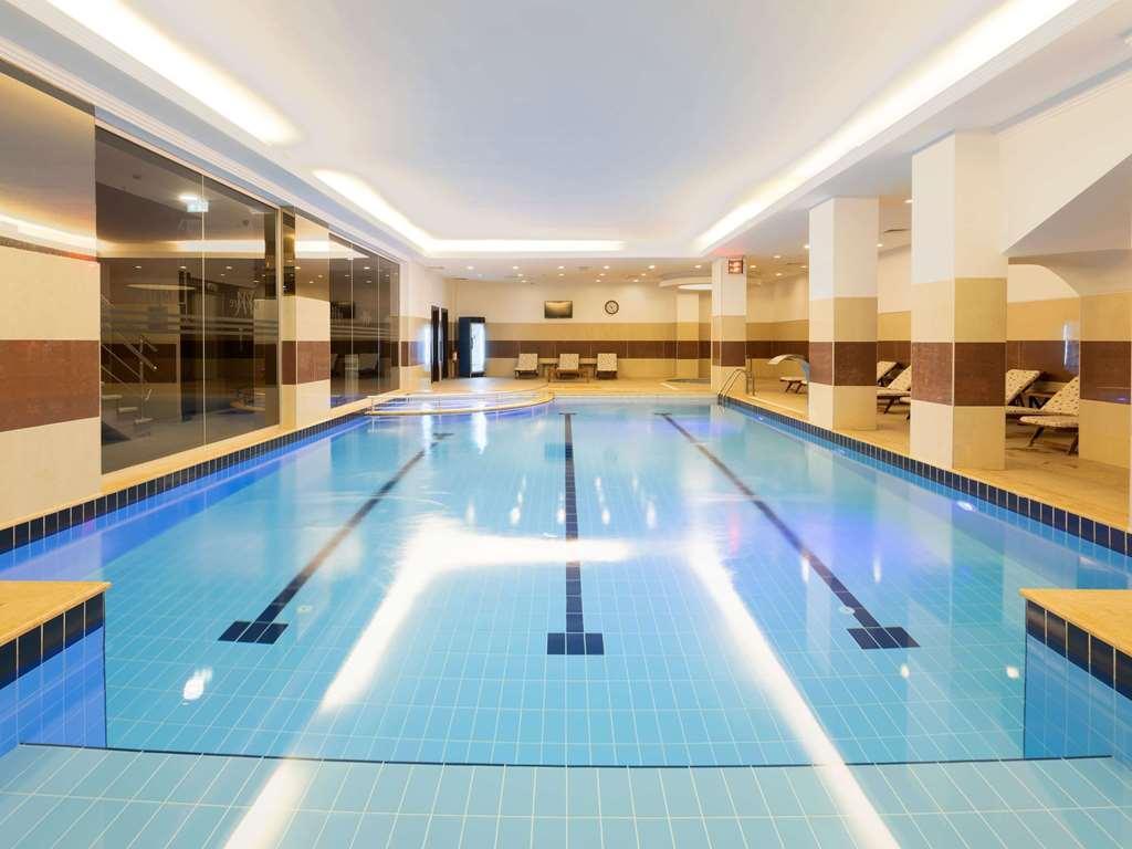 Mercure Istanbul Bakirkoy - Tap to explore photos