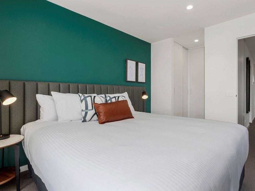 The Sebel Melbourne Moonee Ponds - Tap to explore photos