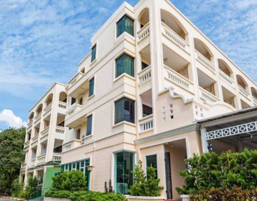 فندق بارك 38