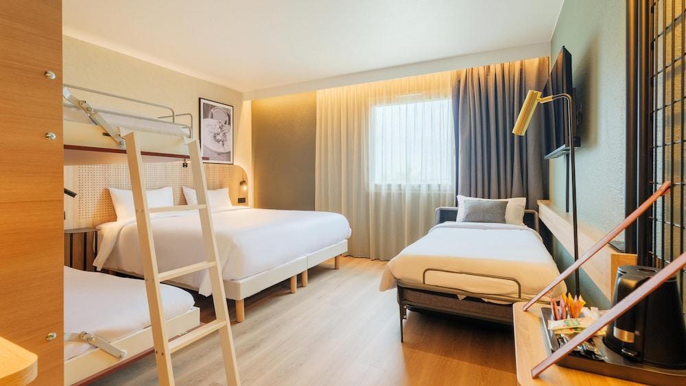 Tulip Hotels & Residences – Marne-la-Vallee Torcy Room Type - Standard Room, Multiple Beds