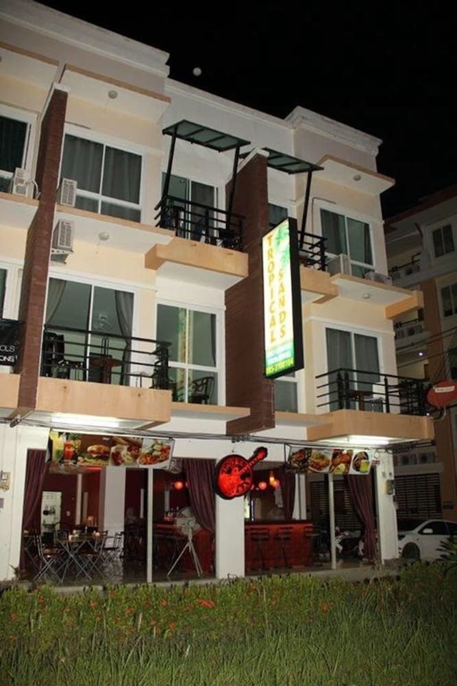 Tropical Sands Sport Bar & Guest House - Tap to explore photos