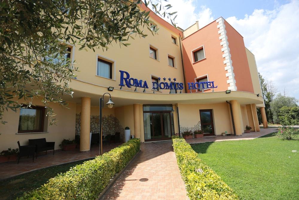 Roma Domus Hotel - Tap to explore photos