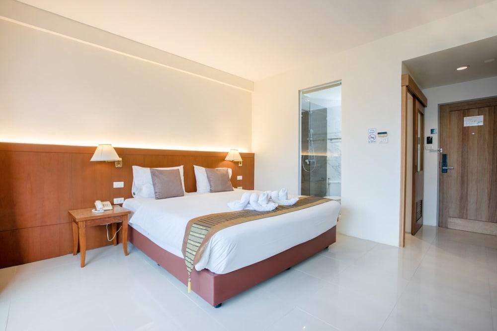 Orchid Garden Hotel Patong Room Type - Superior Loft