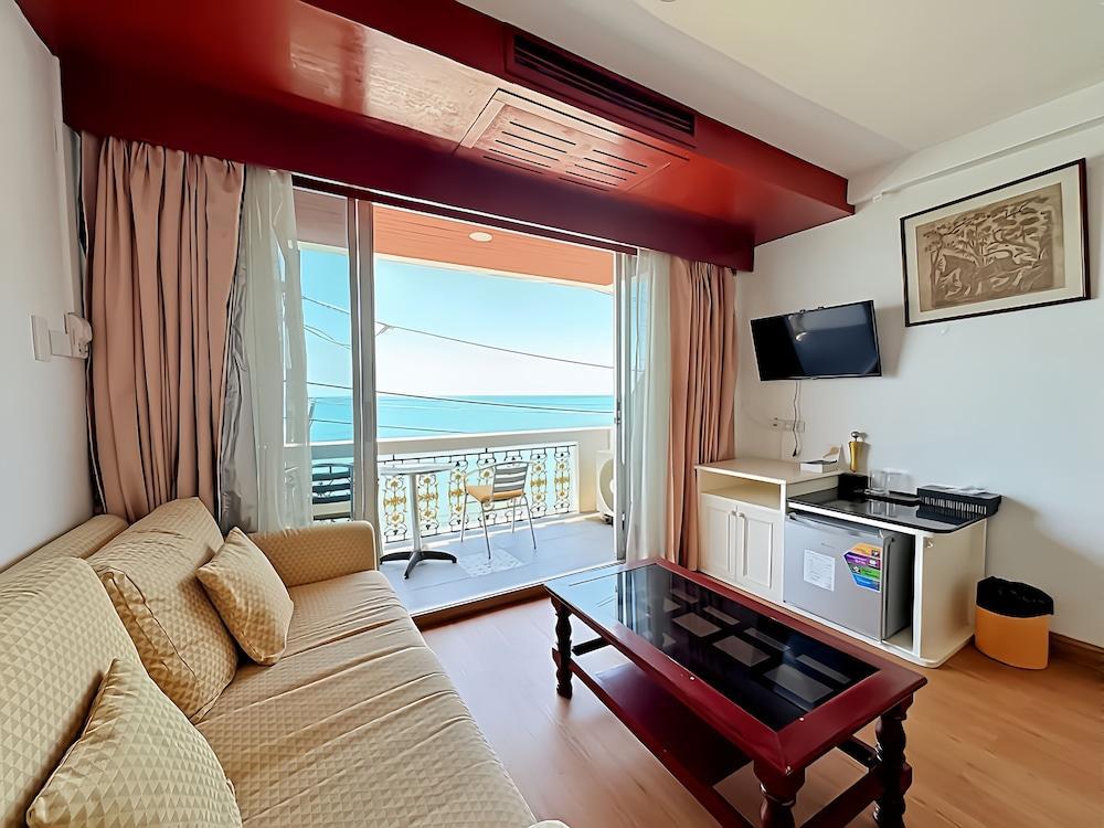 Orchid Hotel and Spa Kalim Bay Room Type - Deluxe Room, Sea View