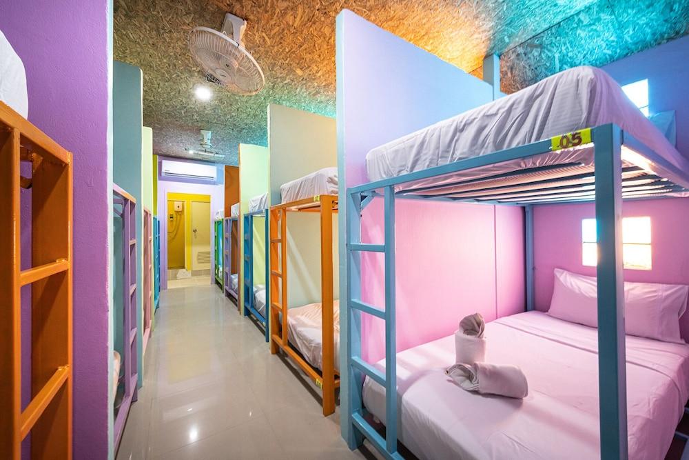 myPatong Social Hostel Room Type - Aircon Dorm Room - Lower Bed: 12 Beds (sharing facilities) myPatong Social Hostel Room Type - Aircon Dorm Room - Lower Bed: 12 Beds (sharing facilities)