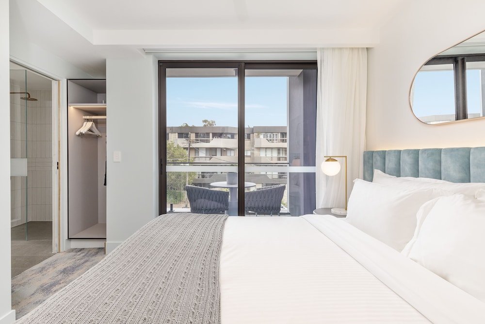 The Albert Hotel Mosman Room Type - King with Balcony