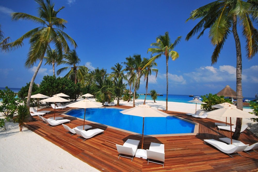 Safari Island Resort - Tap to explore photos