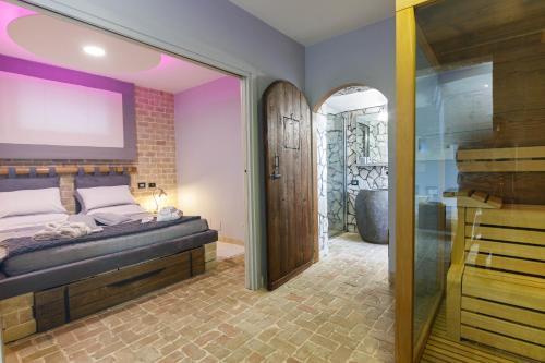 B.O. Spa Suite
