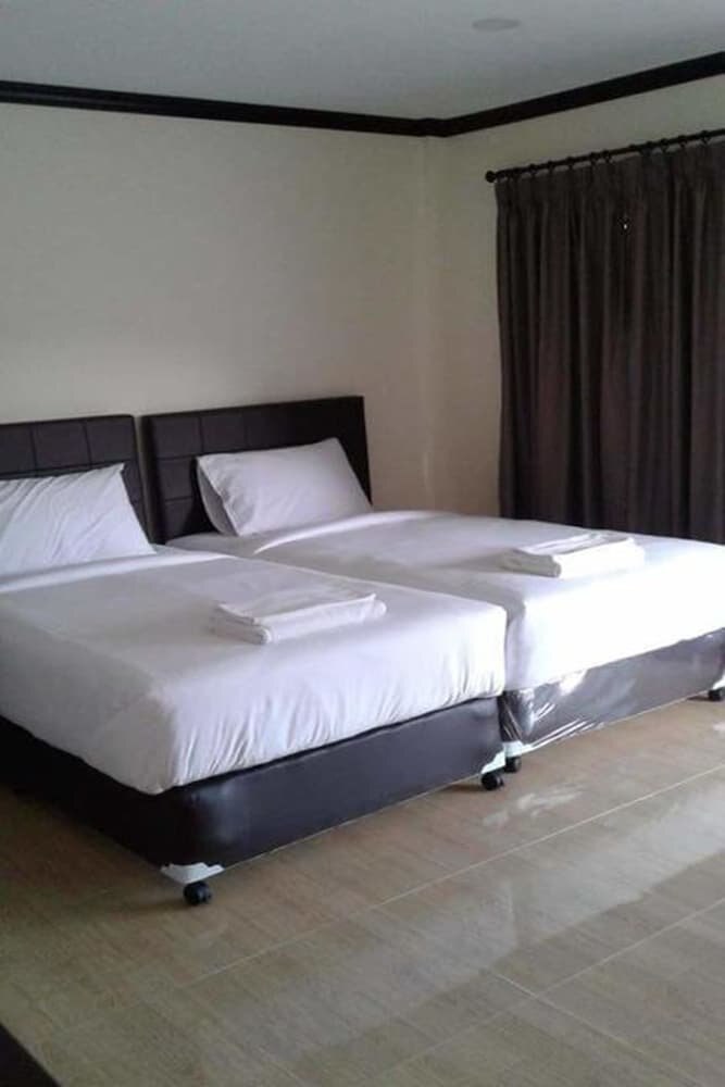 Sai Kaew House Room Type - Standard Twin Room