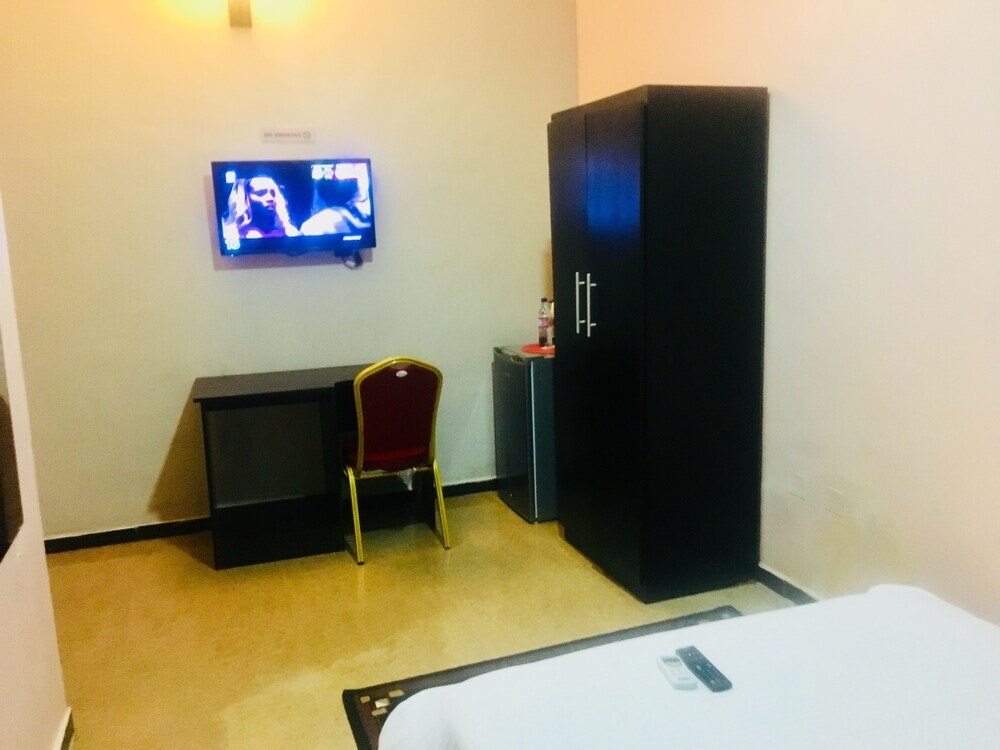 Esporta Suites Lekki - Tap to explore photos