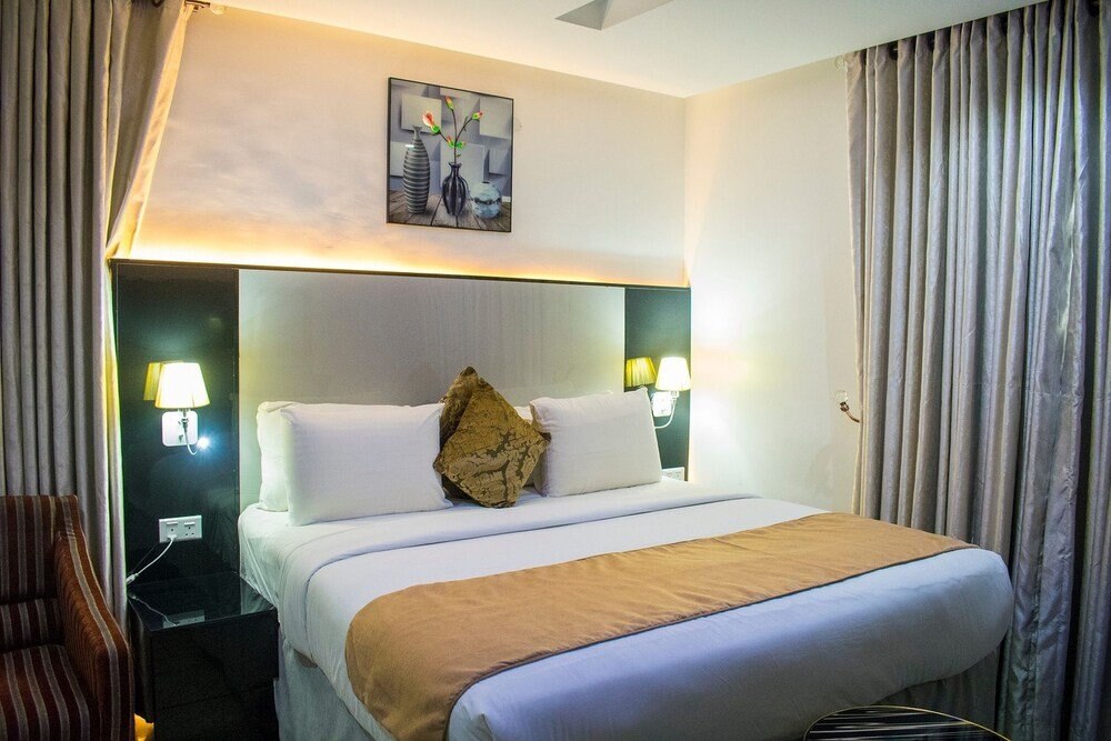 Ziroc Residence Room Type - Deluxe Room
