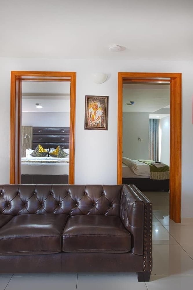 H21 Apartments & Lounge Room Type - Premium Apartment, 2 Bedrooms (Sapphire)