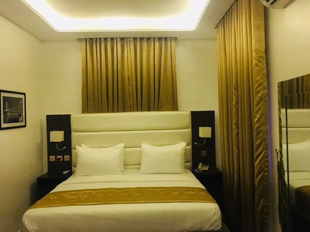 LuxeVilla 42 Room Type - Standard Room