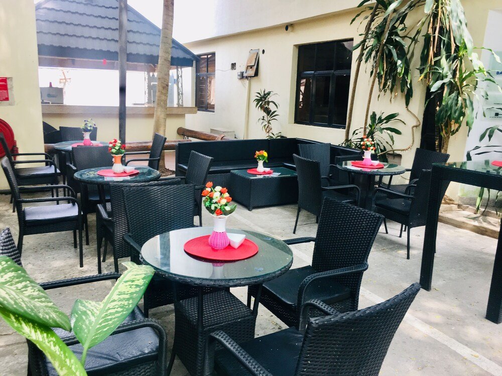 Home Gate Resort Limited