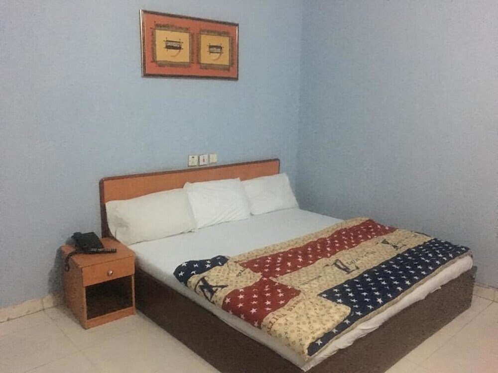 Villa Savoye Hotels and Resorts Room Type - Executive Double Room, 1 Queen Bed, Non Smoking