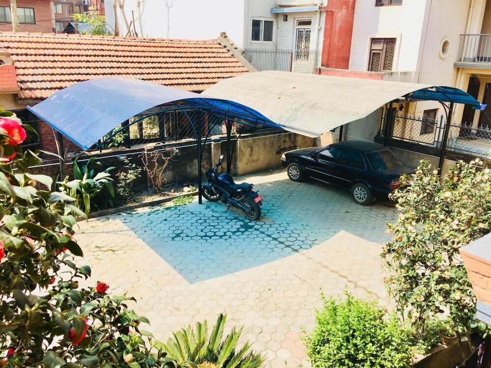 Tara Serviced Apartments - Tap to explore photos