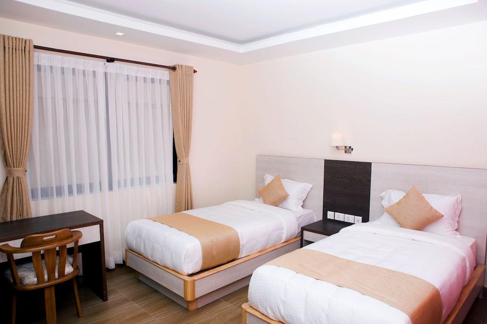 Sarovar Residency Serviced Apartment Hotel Room Type - 1 BHK Deluxe Double Apartment