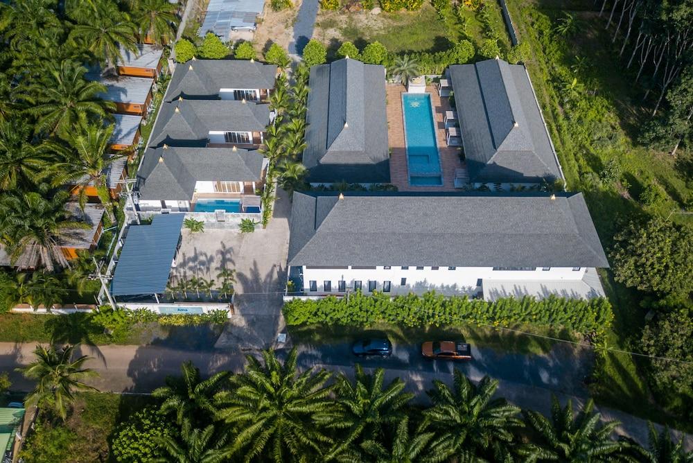 Amadha Villas Retreat - Tap to explore photos