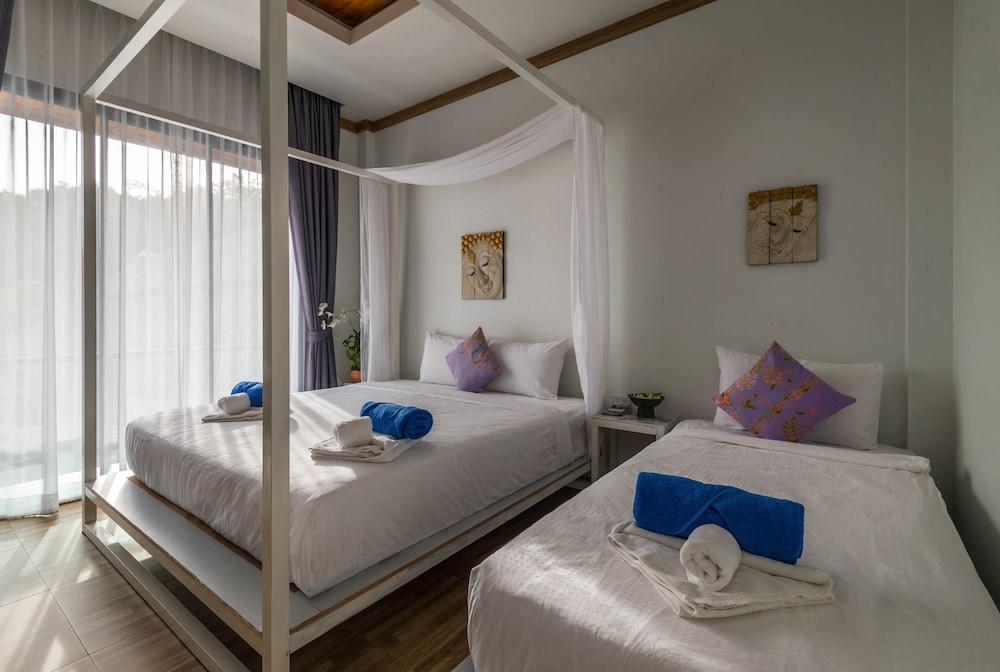 Amadha Villas Retreat Room Type - Family Room, Balcony
