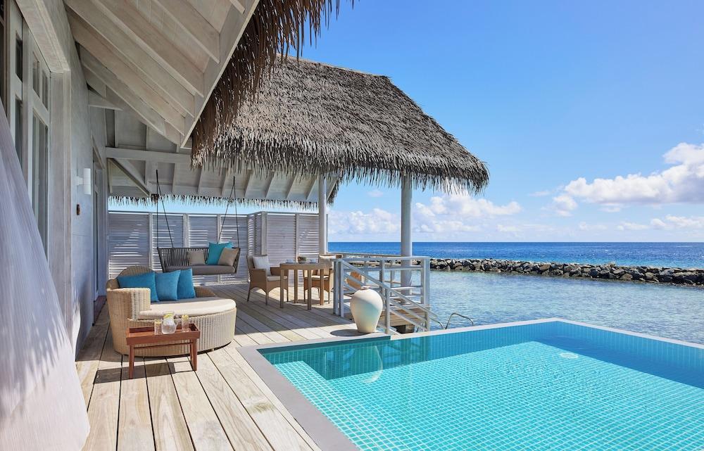 NH Maldives Kuda Rah Resort Room Type - Over Water Royal Residence with Private Pool NH Maldives Kuda Rah Resort Room Type - Over Water Royal Residence with Private Pool
