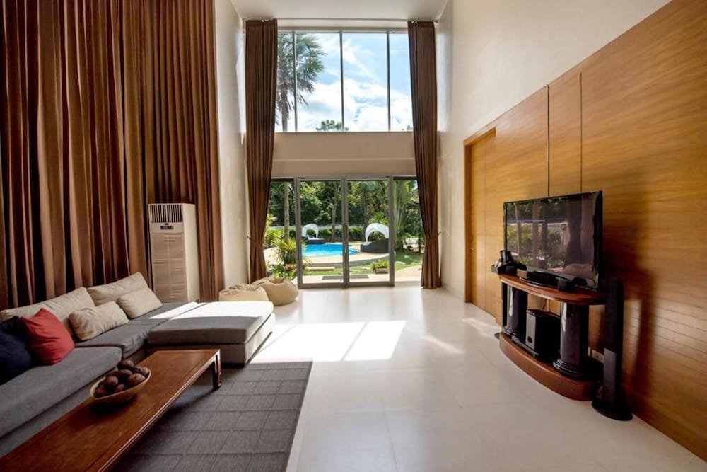 Villa Kanwara Room Type - 3-Bedroom Villa with Private Pool