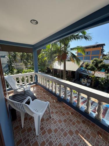 Anawin Bungalows - Tap to explore photos