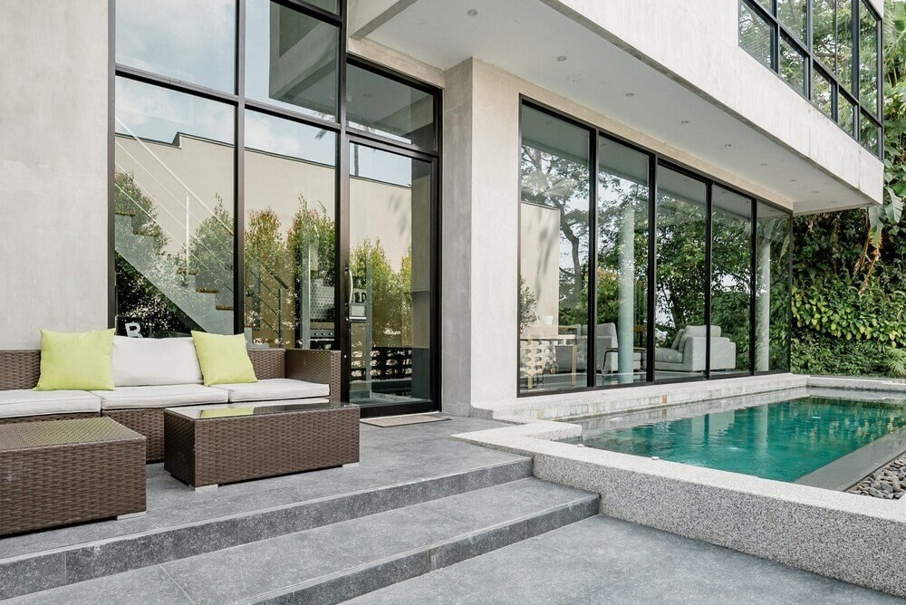 Wallaya Grand Pool Villa by Alexanders - Tap to explore photos