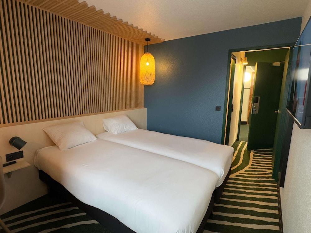 ibis Styles Paris Hippodrome de Vincennes Room Type - Standard Room, 2 Twin Beds