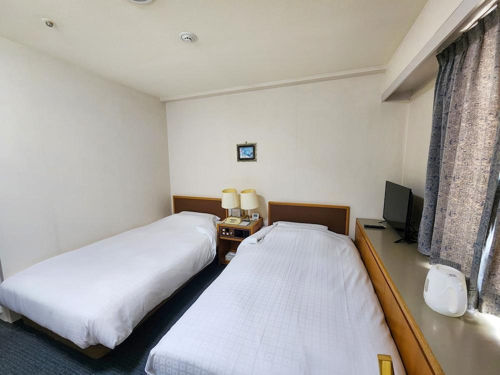 Ichikawa Grand Hotel Room Type - Twin Room, Smoking