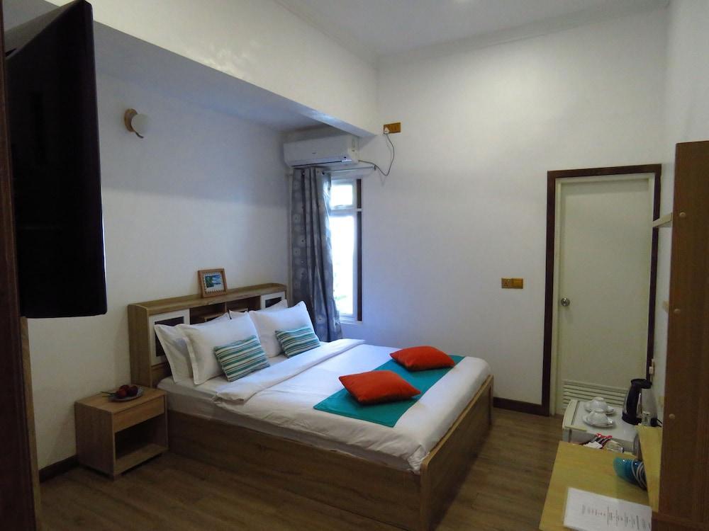 The Sunrise Huraa Room Type - Standard Double Room The Sunrise Huraa Room Type - Standard Double Room