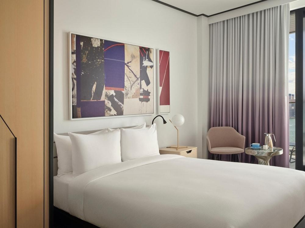 The William Vale Room Type - Room, 1 Queen Bed, Accessible, Balcony